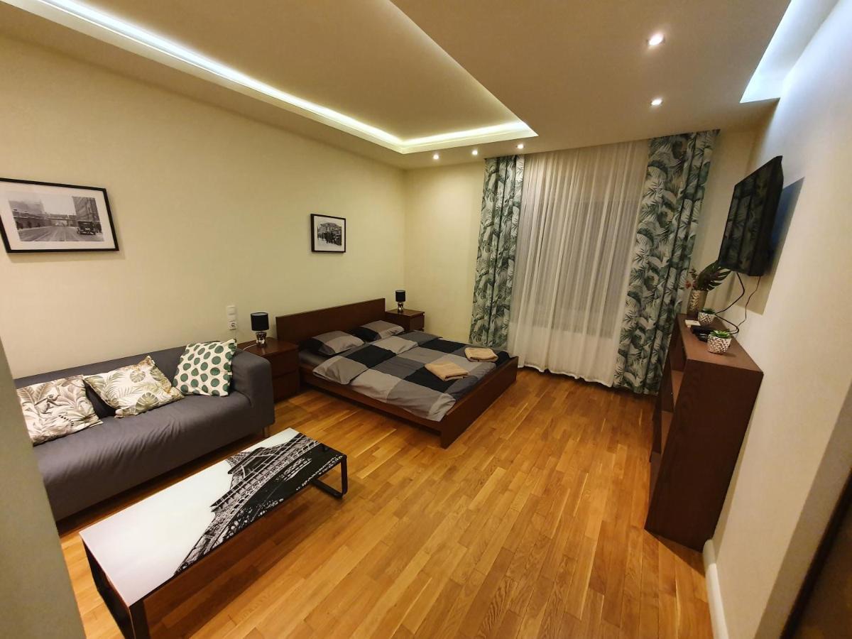 Апартаменты Apartament Debnicki Краков Экстерьер фото