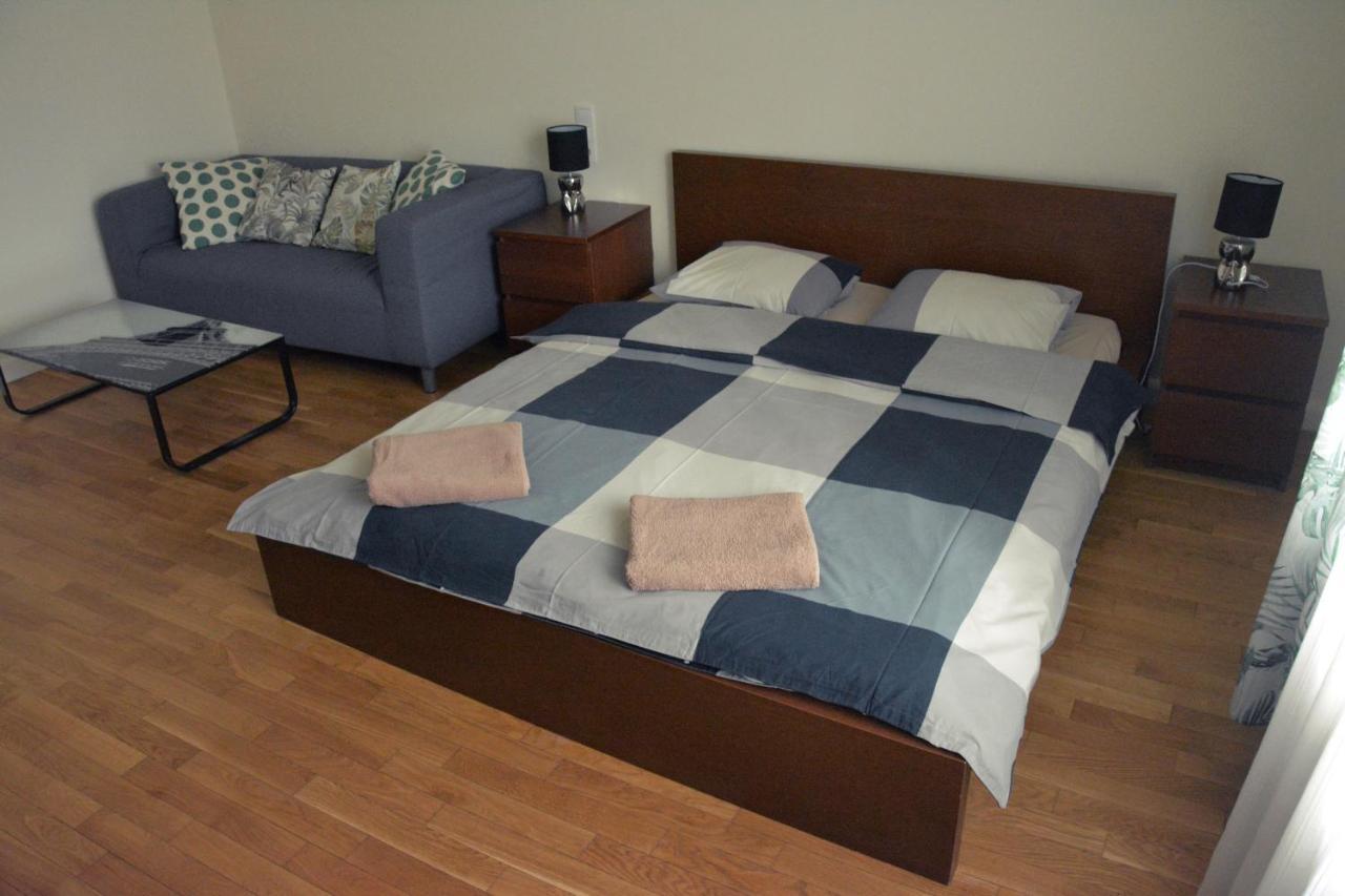 Апартаменты Apartament Debnicki Краков Экстерьер фото